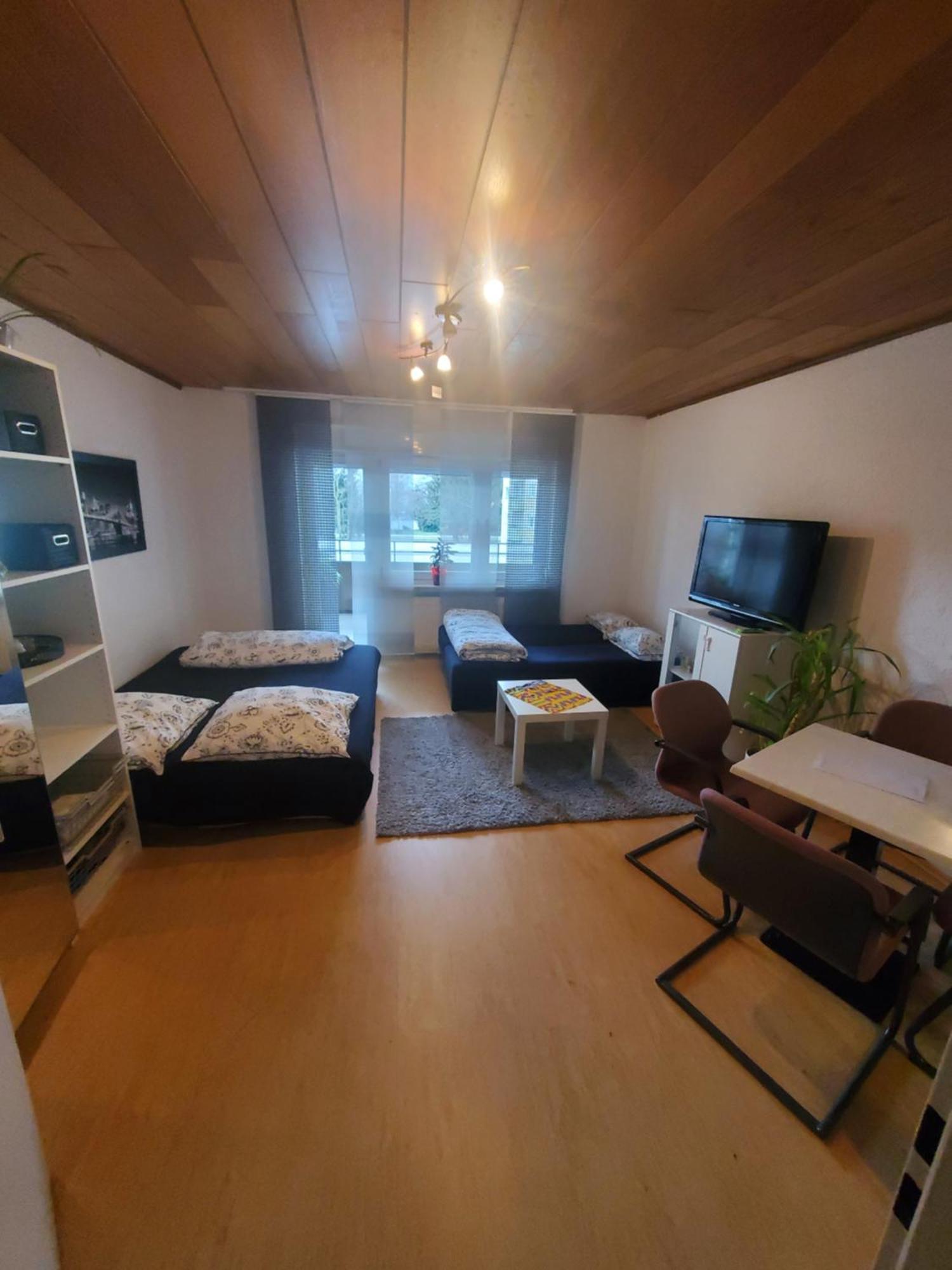 Einzimmerwohnungmit großem Balkon Mietersheim Exterior foto
