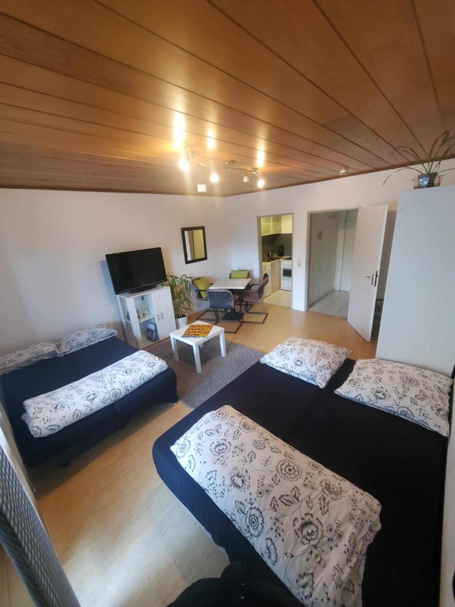 Einzimmerwohnungmit großem Balkon Mietersheim Exterior foto