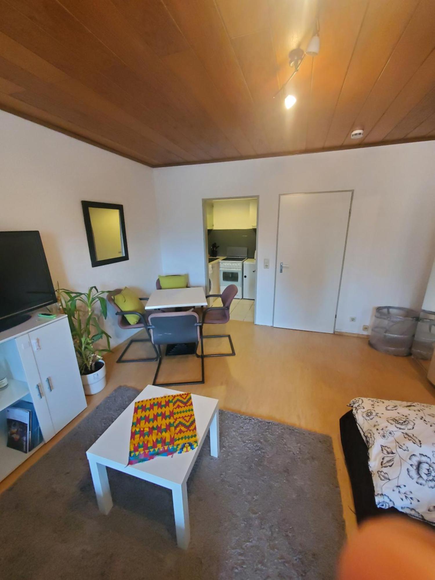 Einzimmerwohnungmit großem Balkon Mietersheim Exterior foto